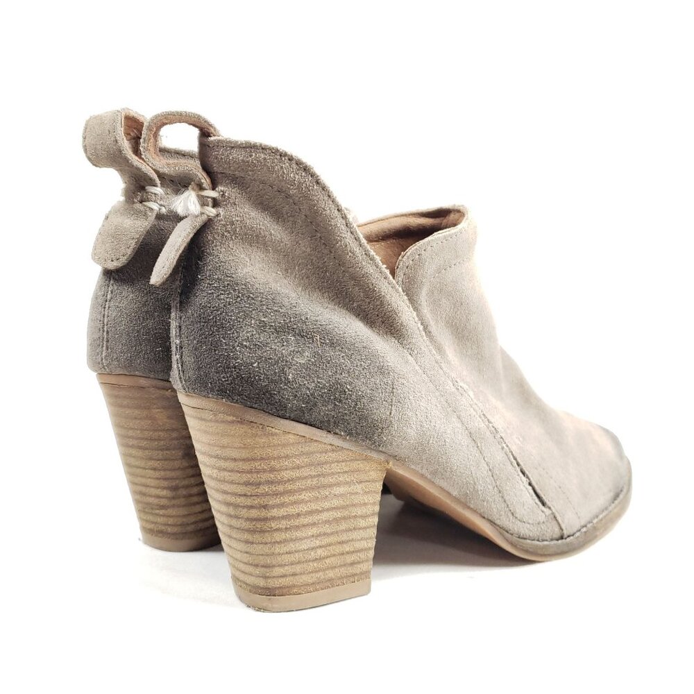Jeffrey Campbell Womens Size 9 Taupe Suede Slip-On Ankle Booties Block Heel - Picture 4 of 8